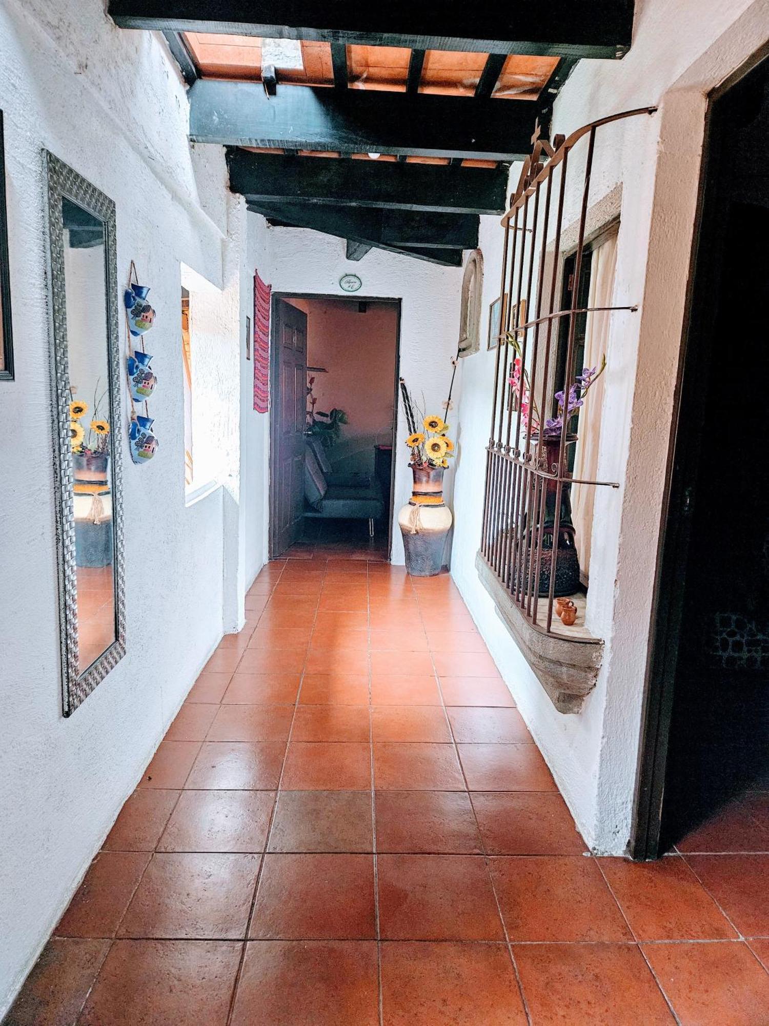 Casa Del Cerro Antigua