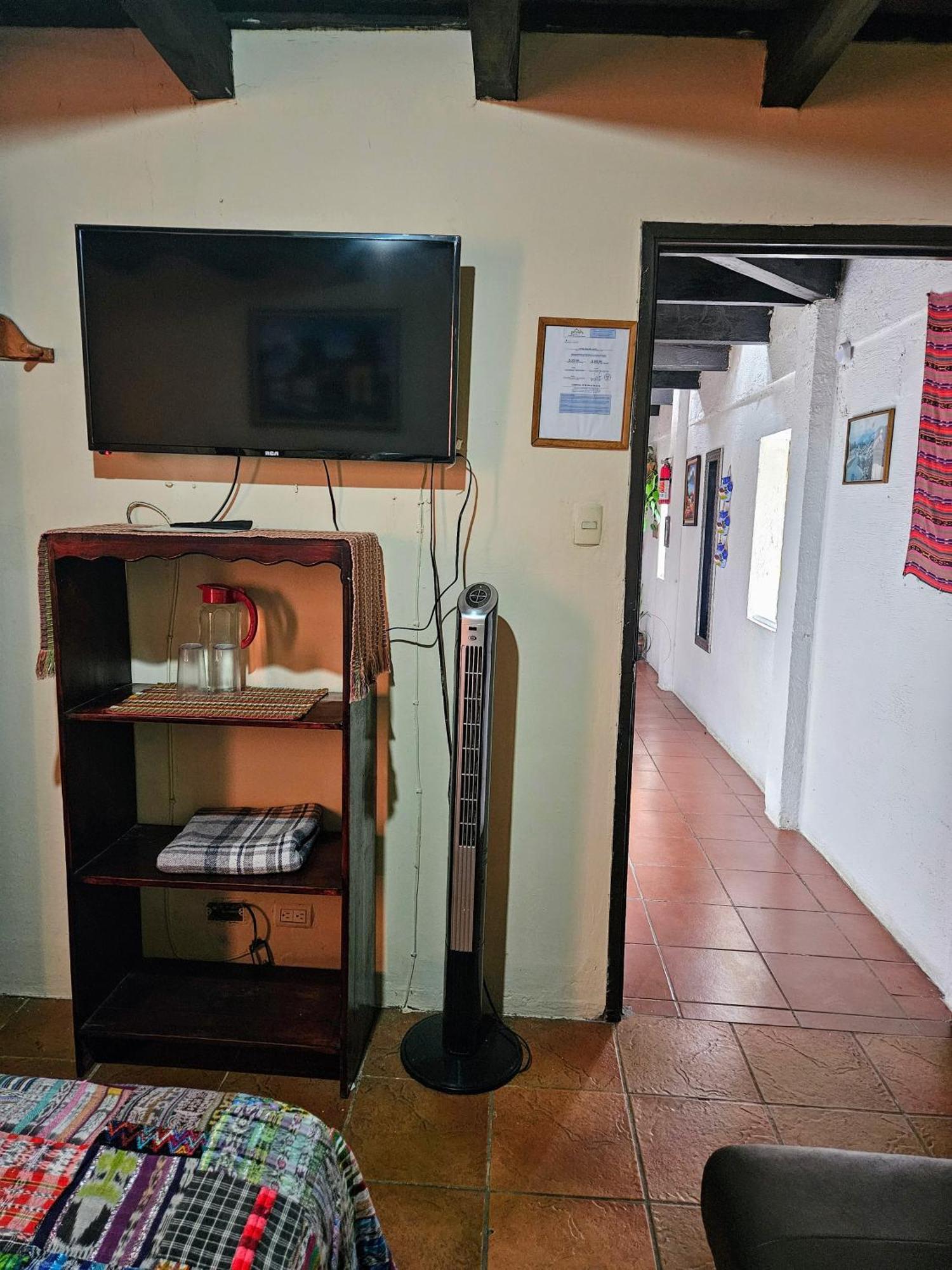 Hotel Casa Del Cerro 2*