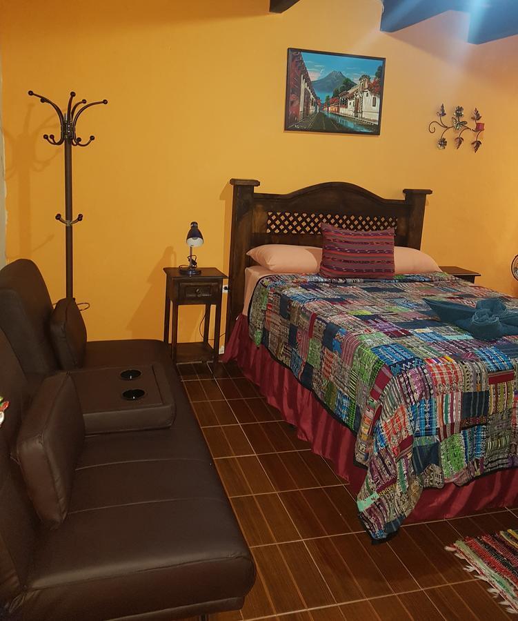 Casa Del Cerro 2* Antigua